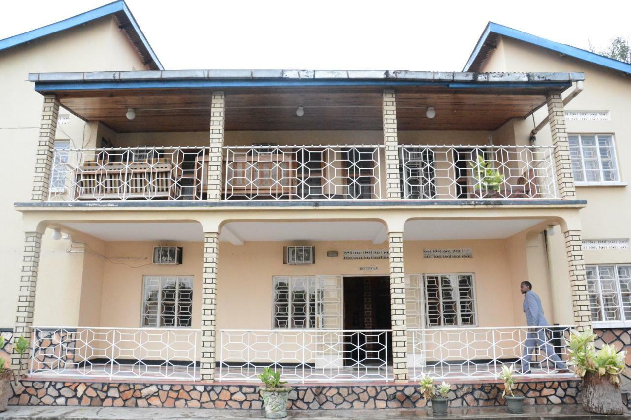 Rwenzori International Hotel Kasese Buitenkant foto