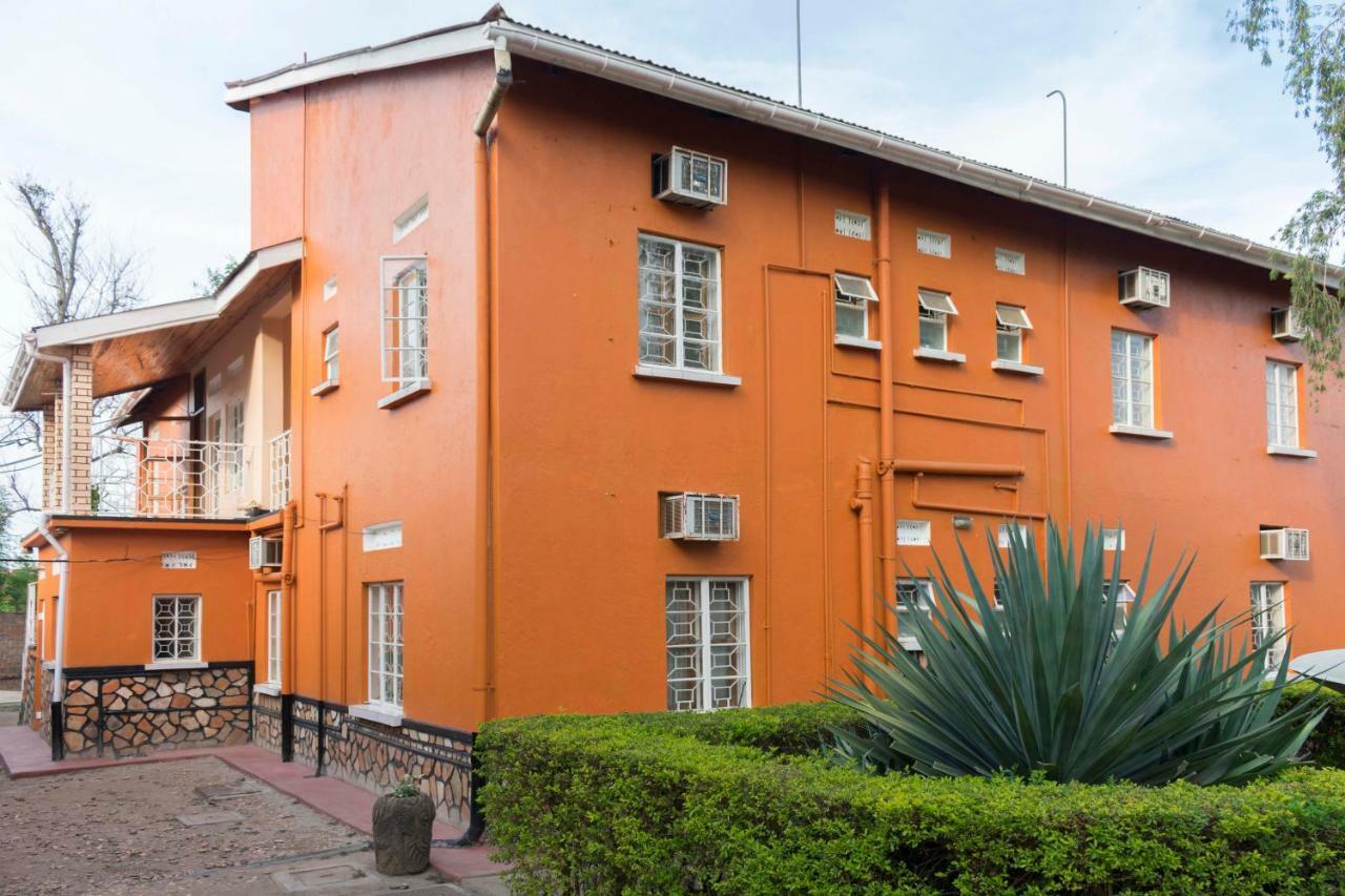 Rwenzori International Hotel Kasese Buitenkant foto