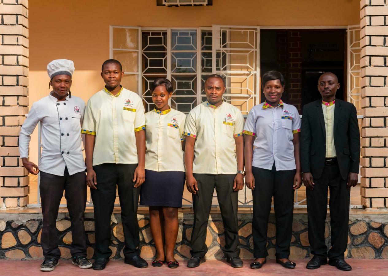 Rwenzori International Hotel Kasese Buitenkant foto