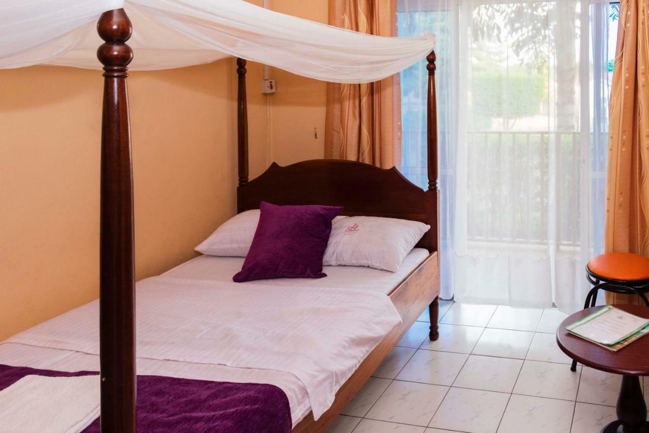Rwenzori International Hotel Kasese Buitenkant foto