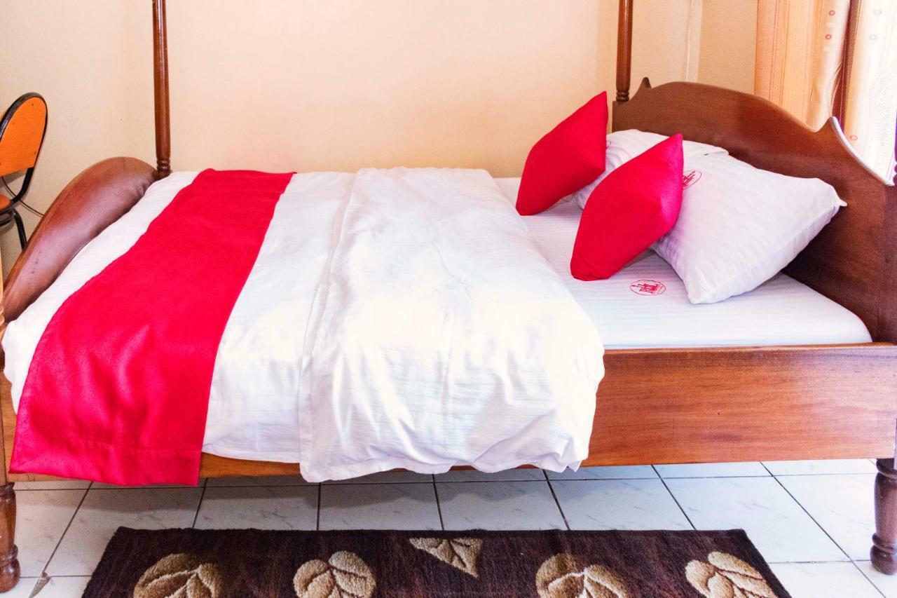Rwenzori International Hotel Kasese Buitenkant foto